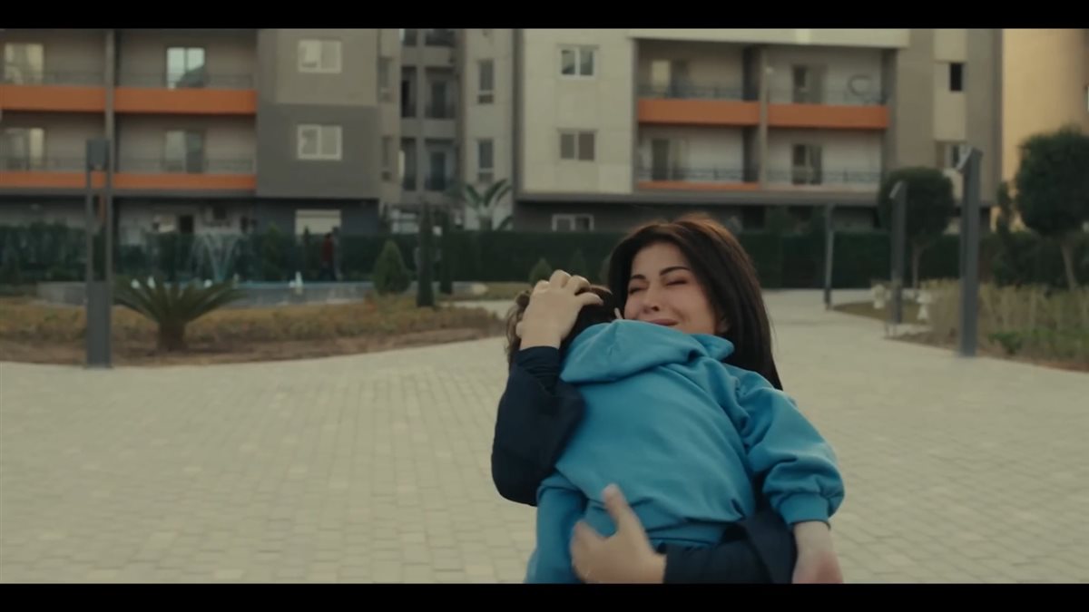 <strong>مسلسل اللون الأزرق</strong>