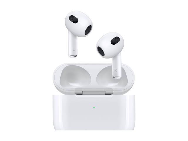 <strong>سماعات AirPods</strong>