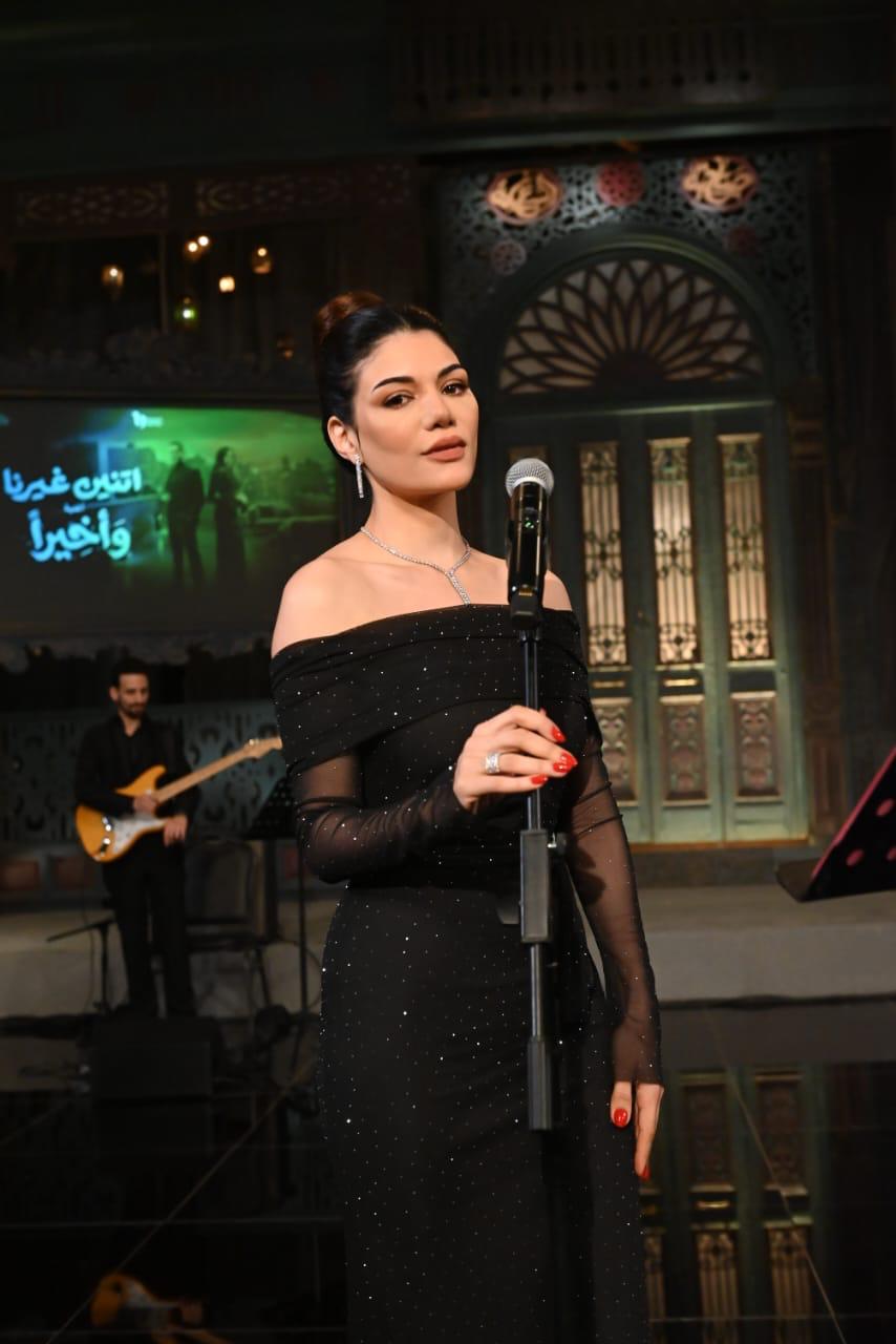 <strong>برنامج 