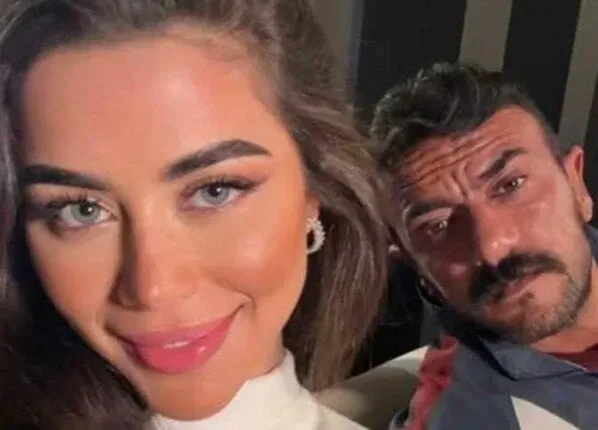 <strong>أحمد العوضي ويارا السكري</strong>