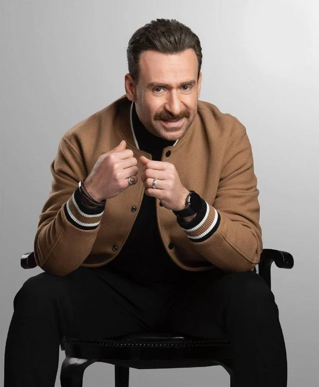 <strong>نضال الشافعي</strong>