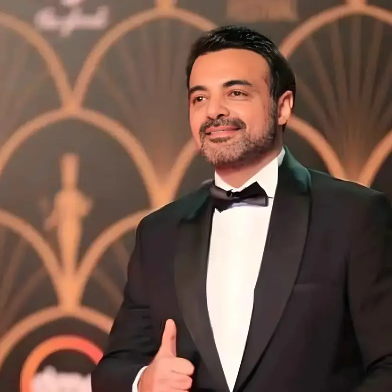 <strong>عمرو محمود ياسين</strong>