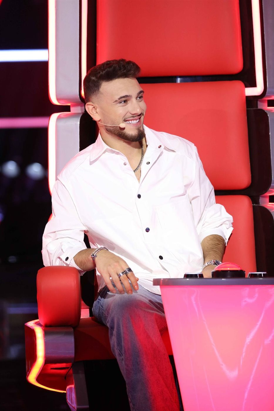 <strong>برنامج 