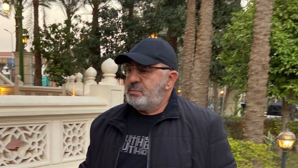 <strong>عزاء والد الفنان حاتم صلاح</strong>
