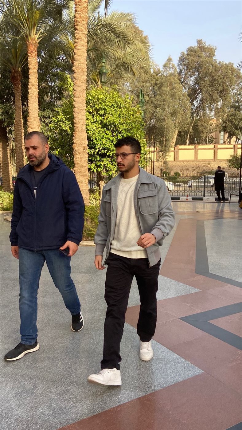 <strong>عزاء والد الفنان حاتم صلاح</strong>