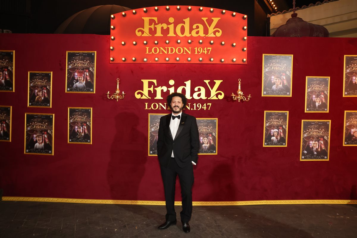 <strong>العرض الخاص لمسرحية «Friday»</strong>