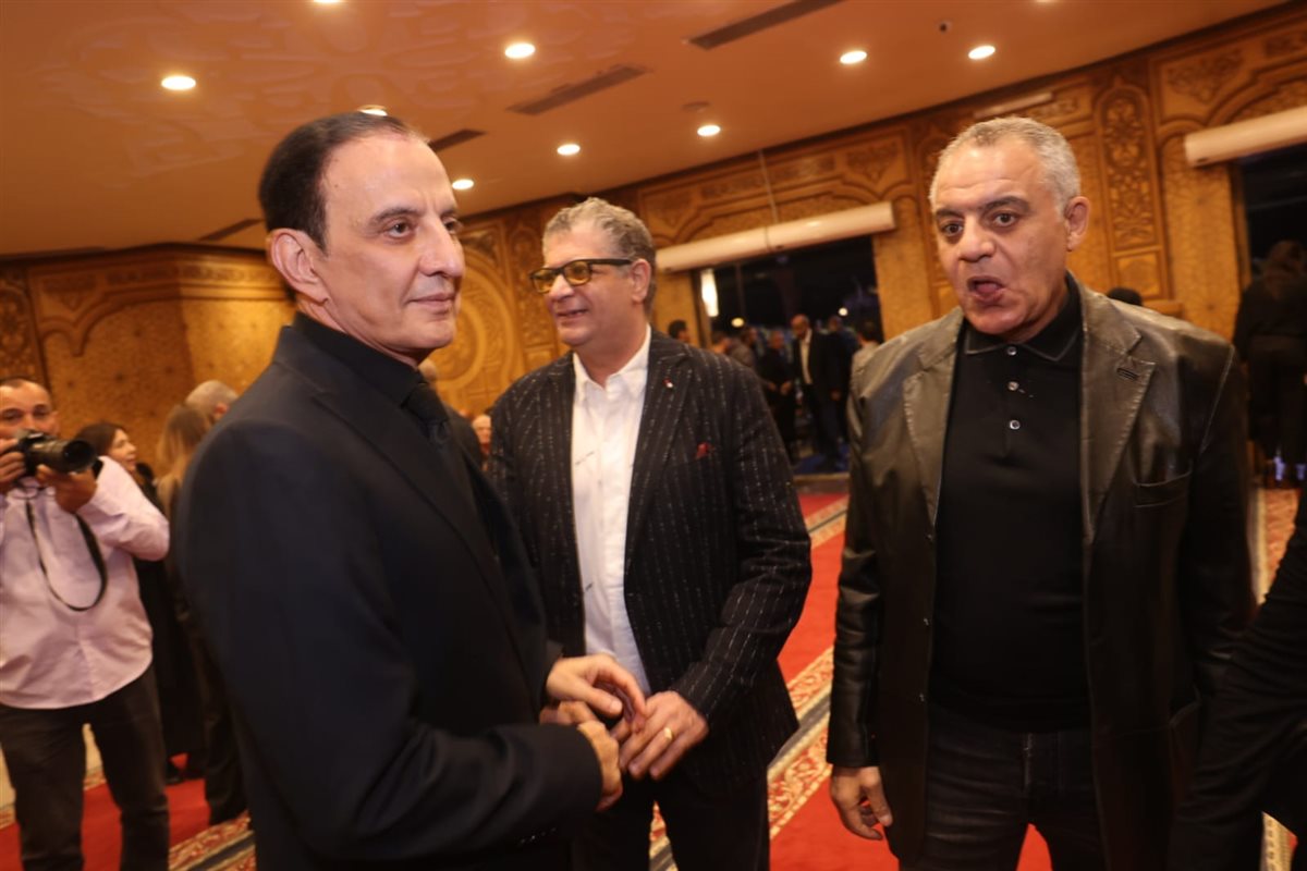 <strong>عزاء والد الإعلامية دينا رامز</strong>