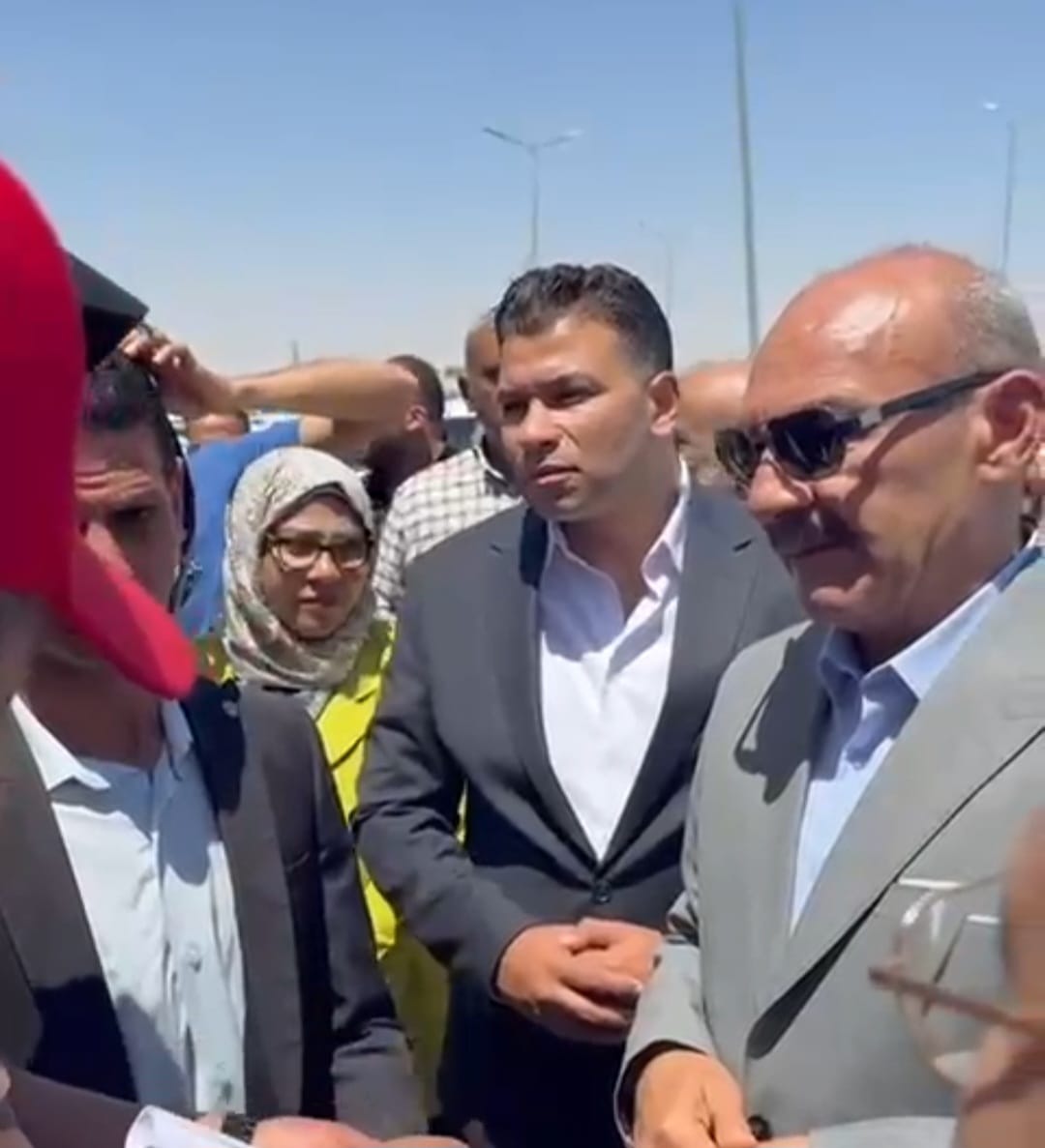 <strong>محافظ السويس يطلق مشروع تطوير البنية التحتية بعمارات الدلتا</strong>
