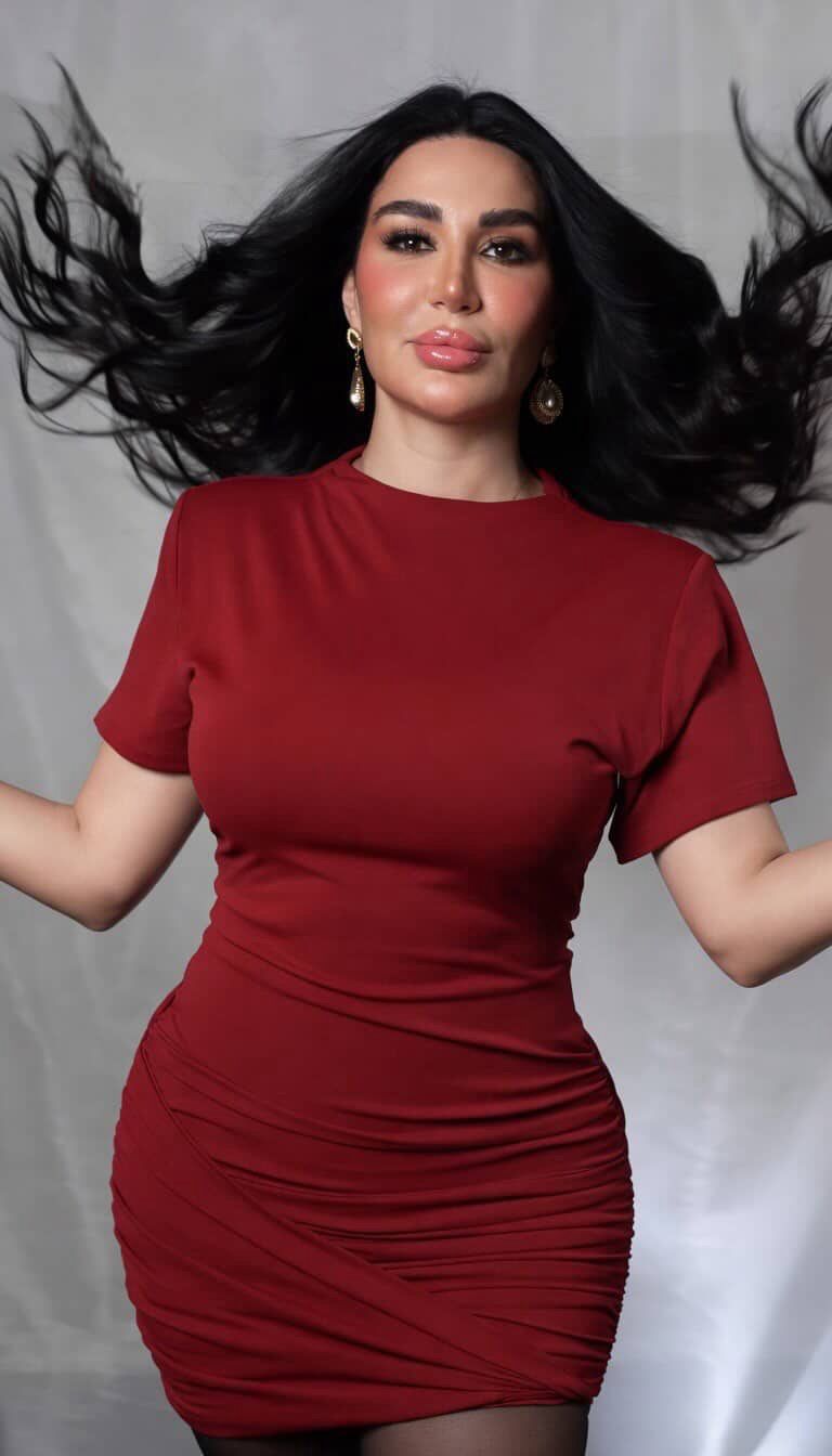 <strong>سارة نخلة</strong>