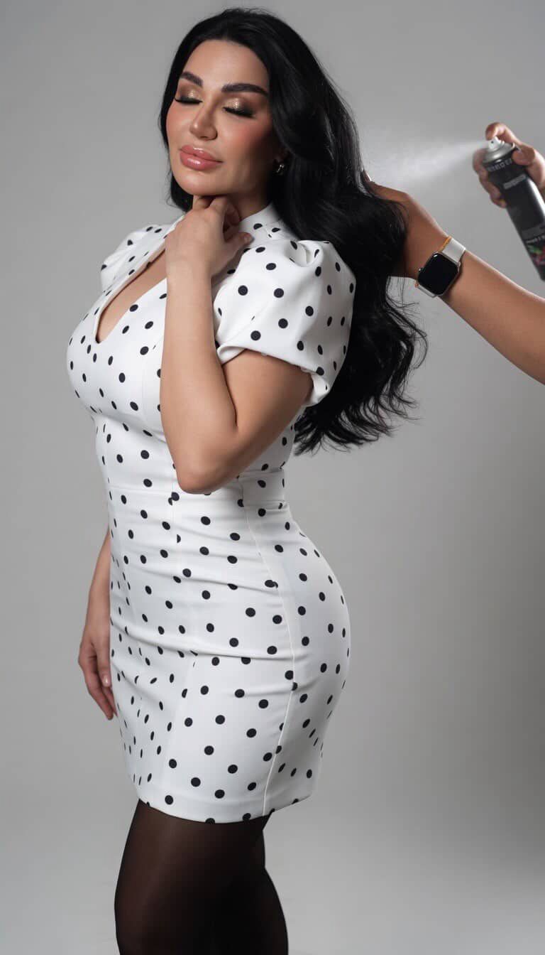 <strong>سارة نخلة</strong>