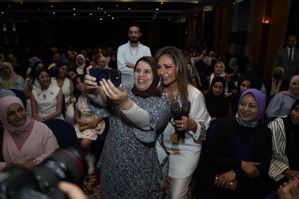 <strong>تكريم ليلى علوي</strong>