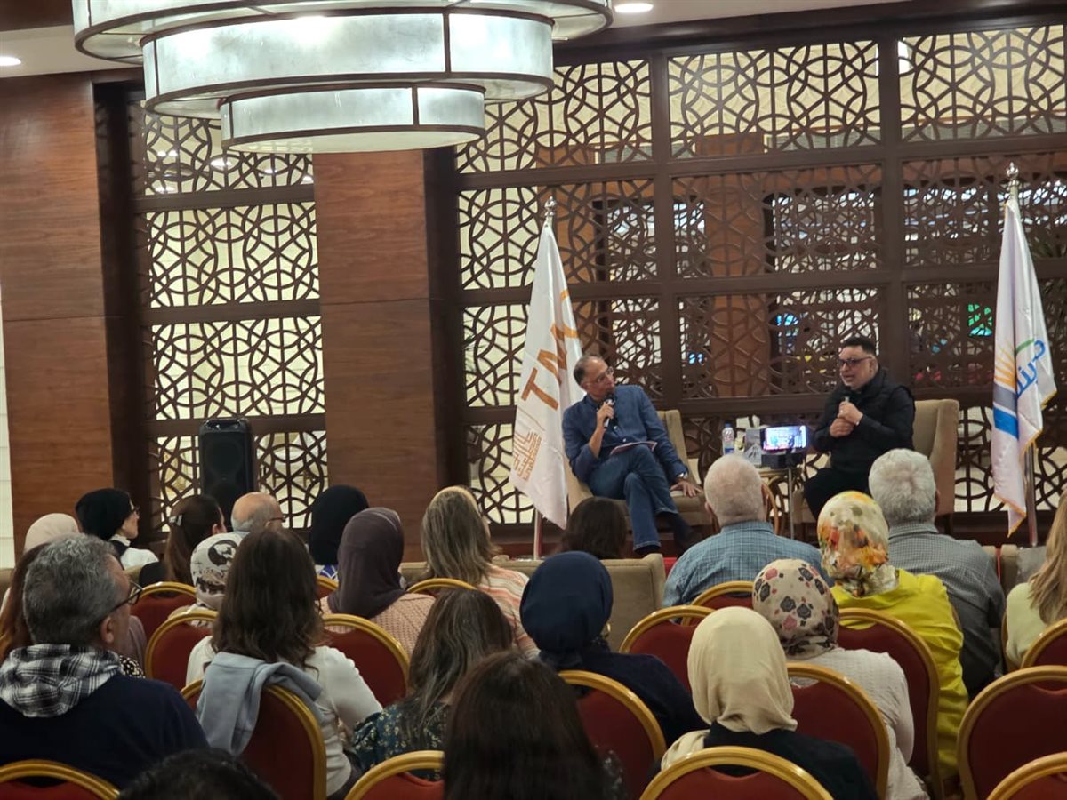 <strong>ندوة ثمرة طه إلياس لعبد الرحيم كمال</strong>