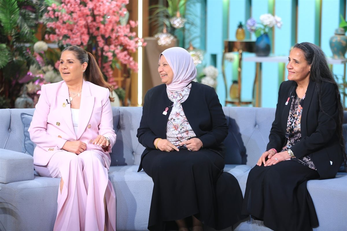 <strong>برنامج معكم منى الشاذلي</strong>
