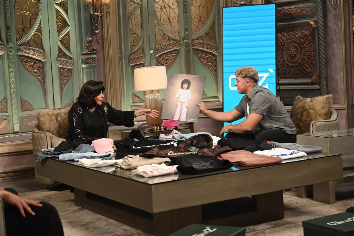 <strong>برنامج “صاحبة السعادة”</strong>
