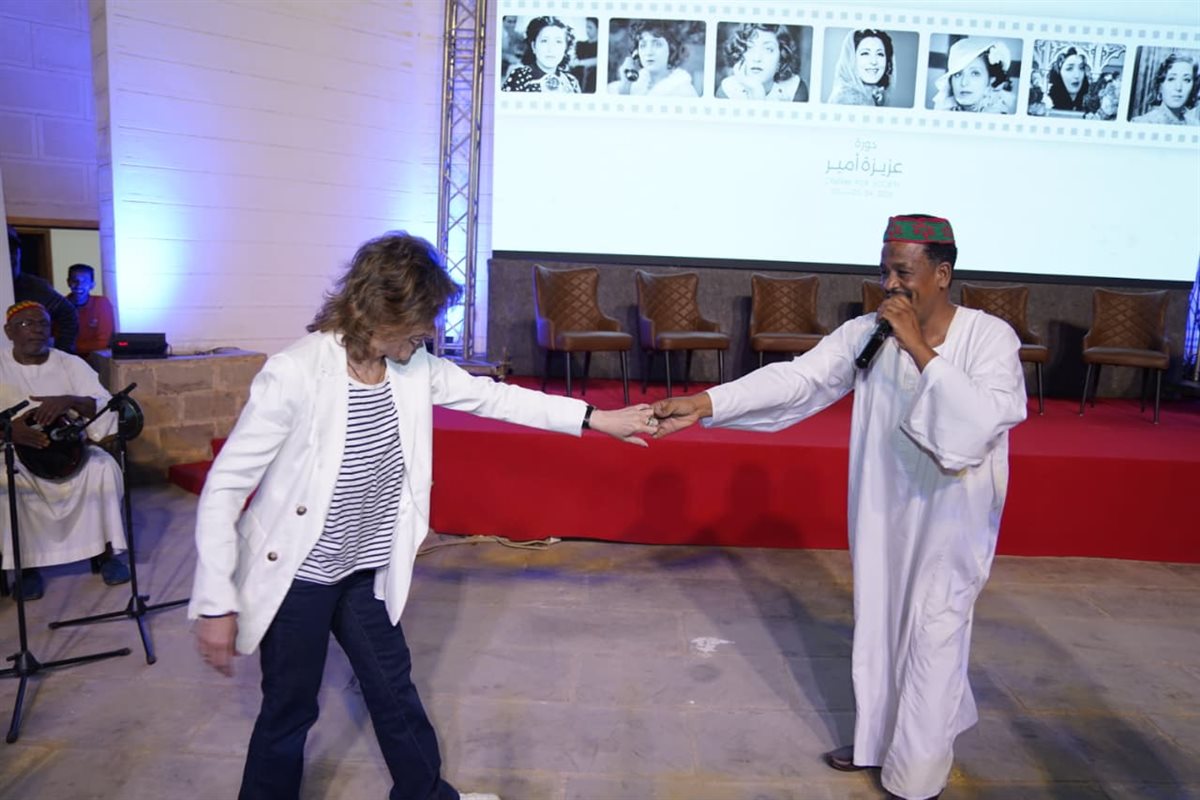 <strong>مهرجان أسوان الدولي لأفلام المرأة يحتفي بعزيزة أمير</strong>