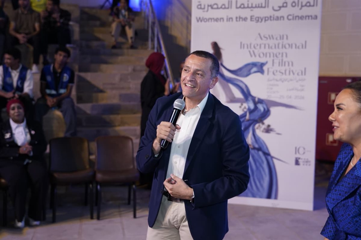 <strong>مهرجان أسوان الدولي لأفلام المرأة يحتفي بعزيزة أمير</strong>