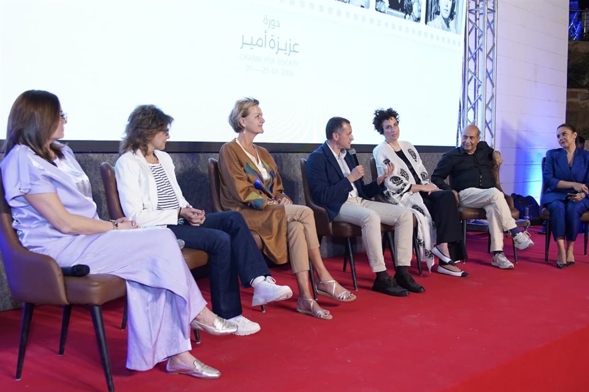 <strong>مهرجان أسوان الدولي لأفلام المرأة يحتفي بعزيزة أمير</strong>