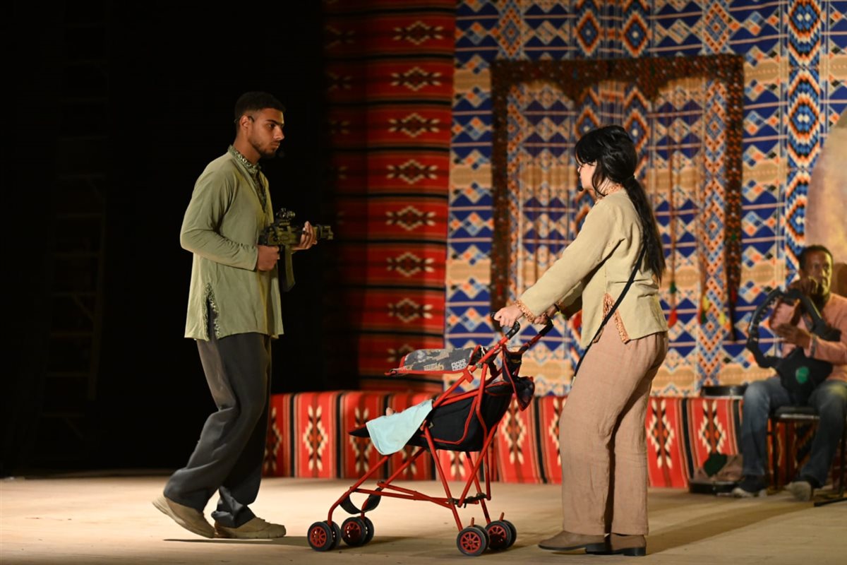 <strong>عروض “المواجهة والتجوال”</strong>