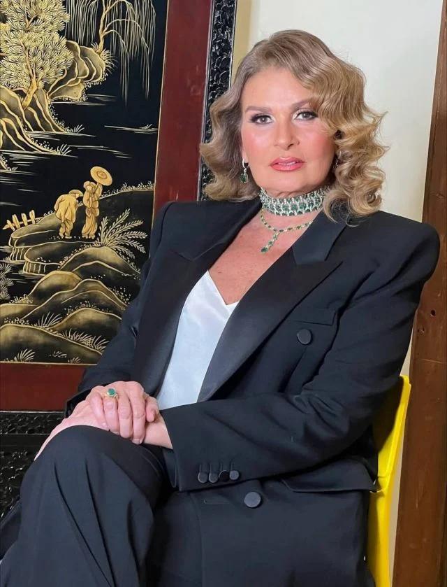 <strong>يسرا</strong>