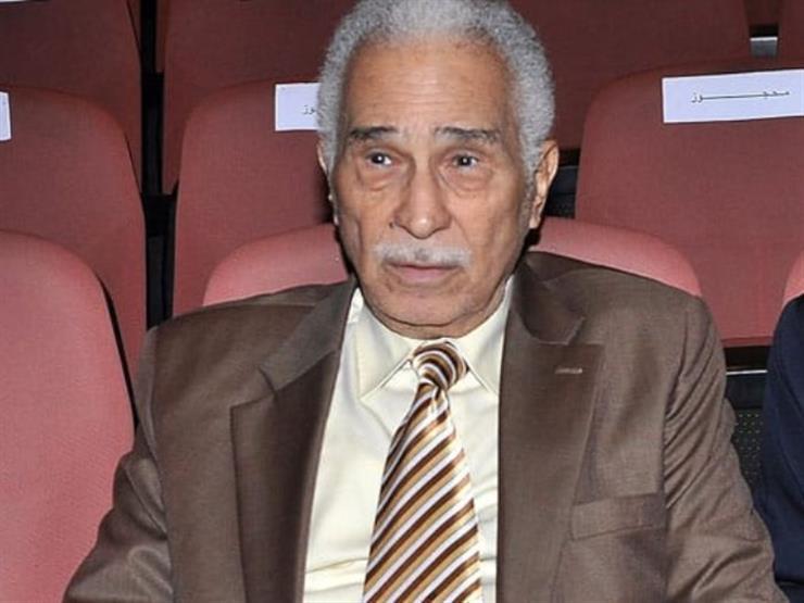 <strong>عبدالرحمن أبو زهرة</strong>