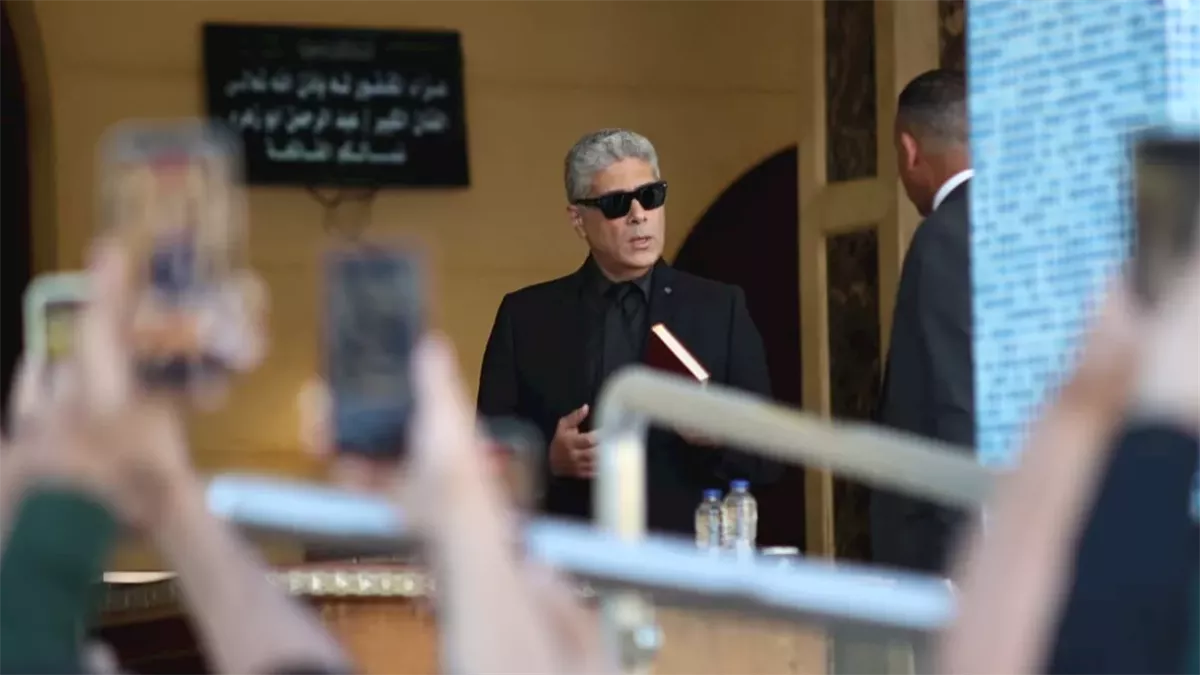 <strong>عزاء الفنان الكبير عبد الرحمن أبو زهرة</strong>