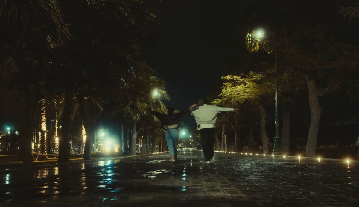 <strong>أغنية “خطفاني”</strong>