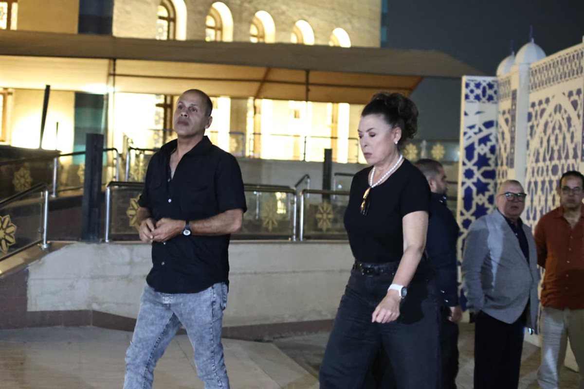 <strong>عزاء عبد الرحمن أبو زهرة</strong>