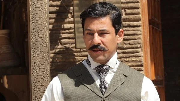 <strong>علي قاسم</strong>