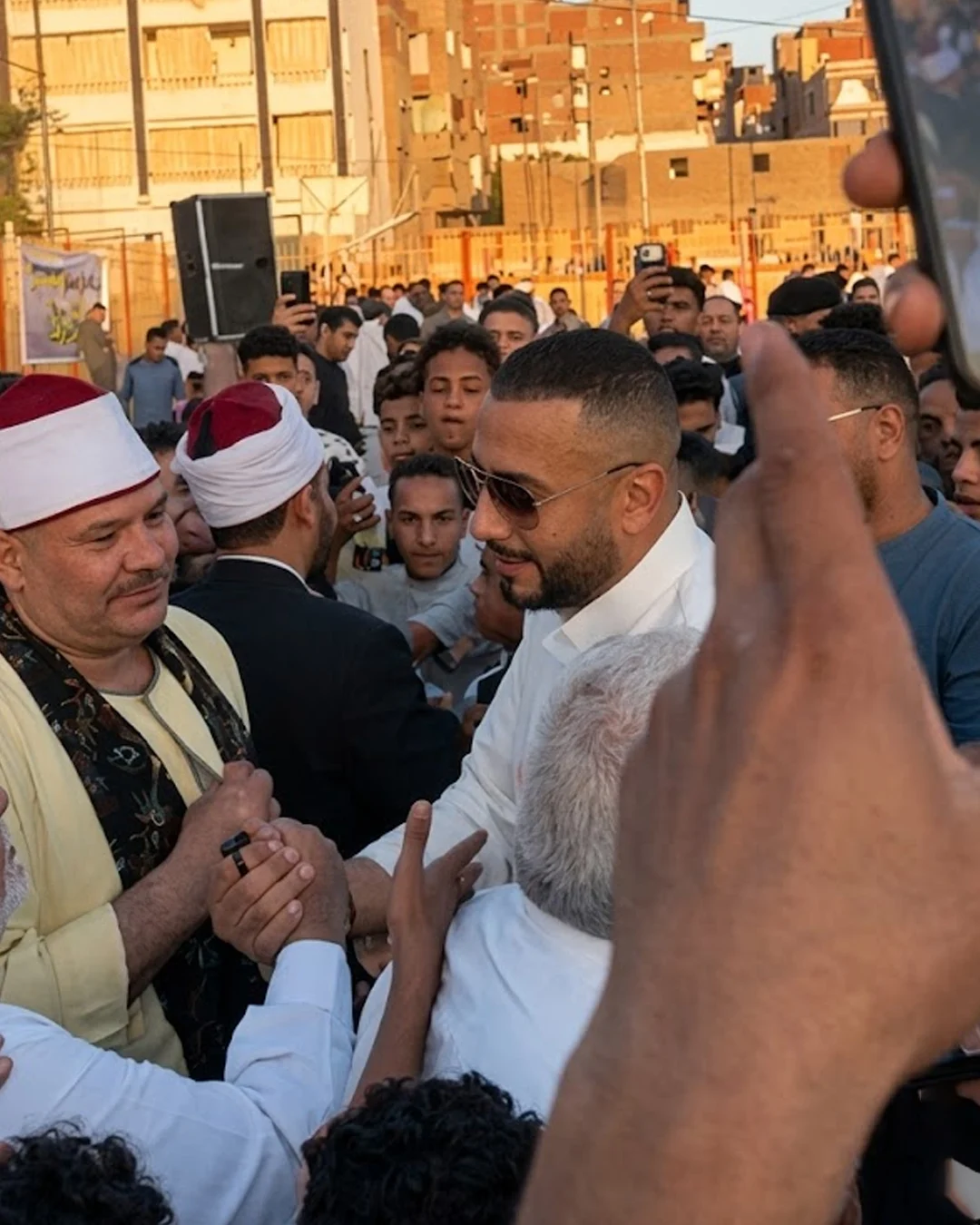 <strong>عصام السقا</strong>