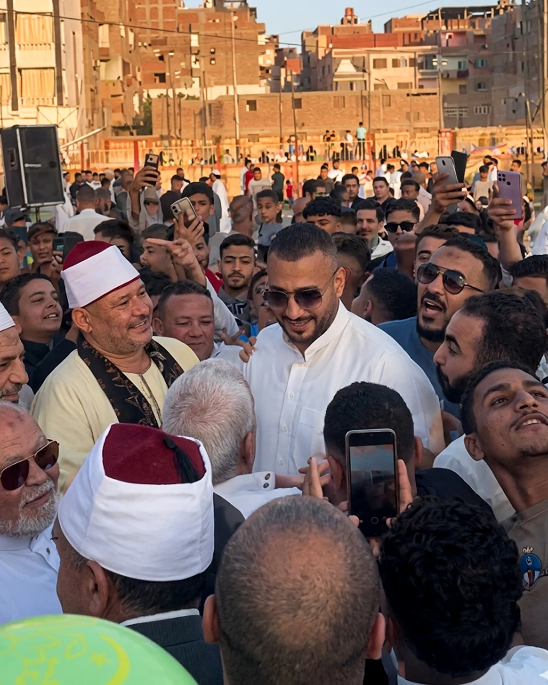 <strong>عصام السقا</strong>
