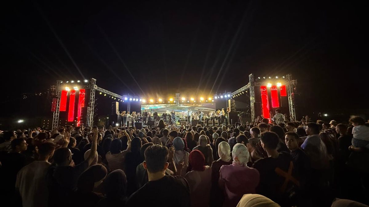 <strong>حفل المطربة هدى</strong>