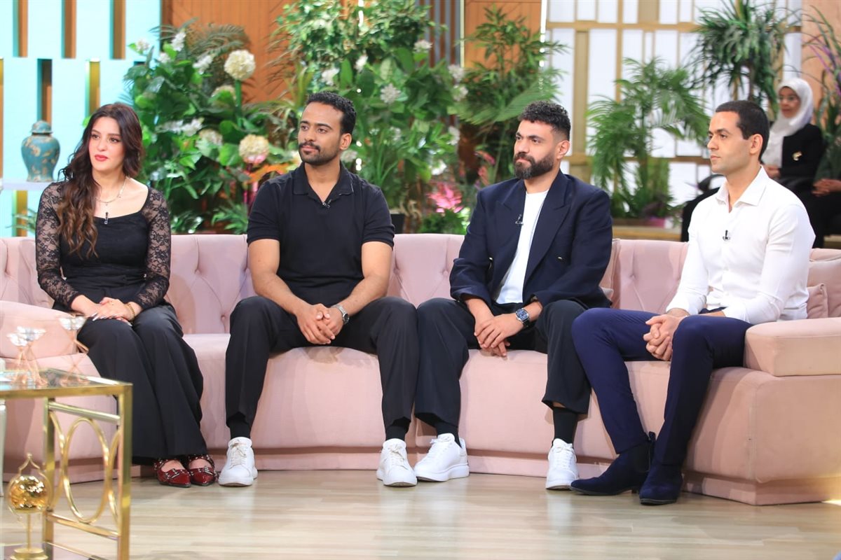 <strong>برنامج معكم منى الشاذلي</strong>