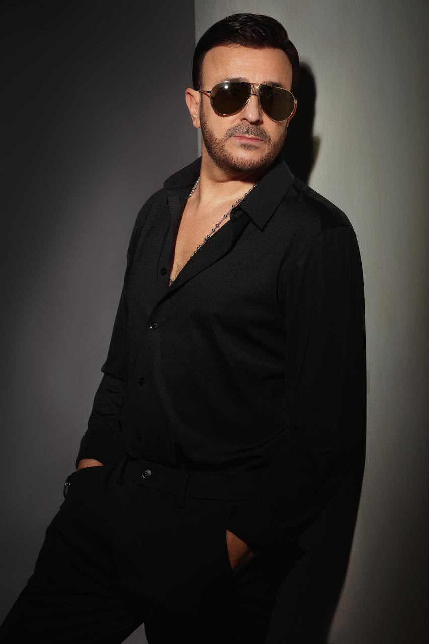 <strong>صابر الرباعي</strong>