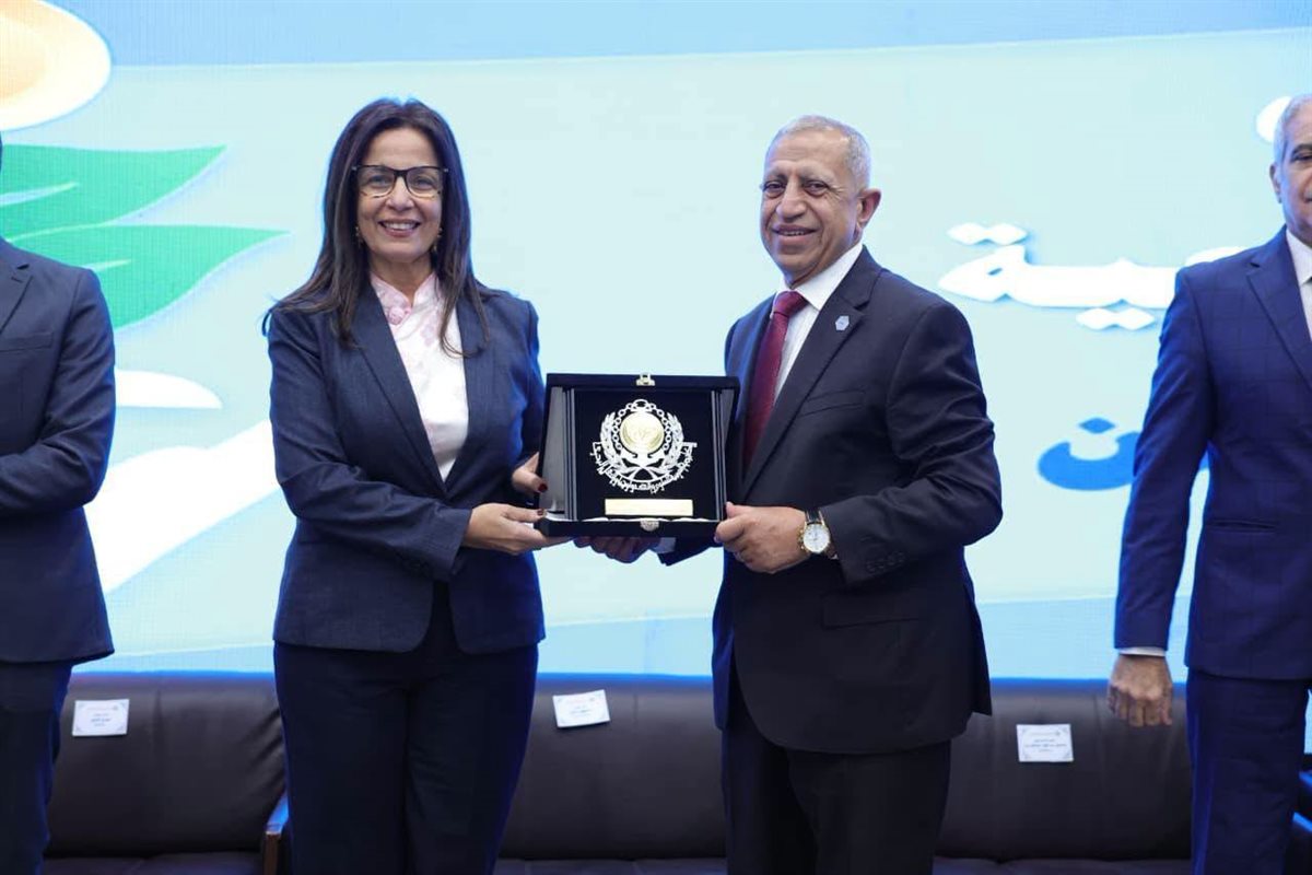 <strong>وزيرة الثقافة بأعمال الدورة الثانية للمجلس الاستشاري للأكاديمية العربية بأسوان</strong>