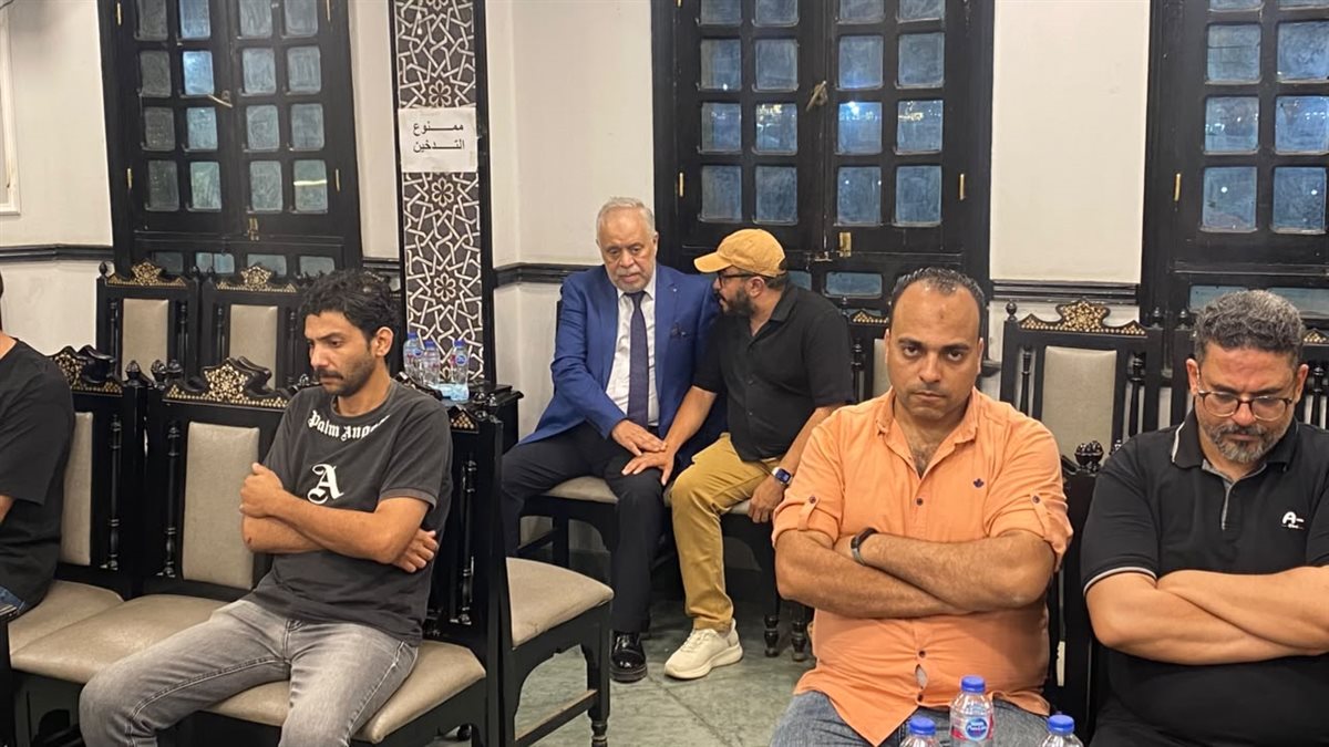 <strong>عزاء الفنان الراحل كريم عبد العليم</strong>