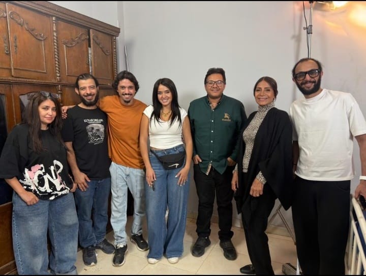 <strong>فريق عمل مسلسل 