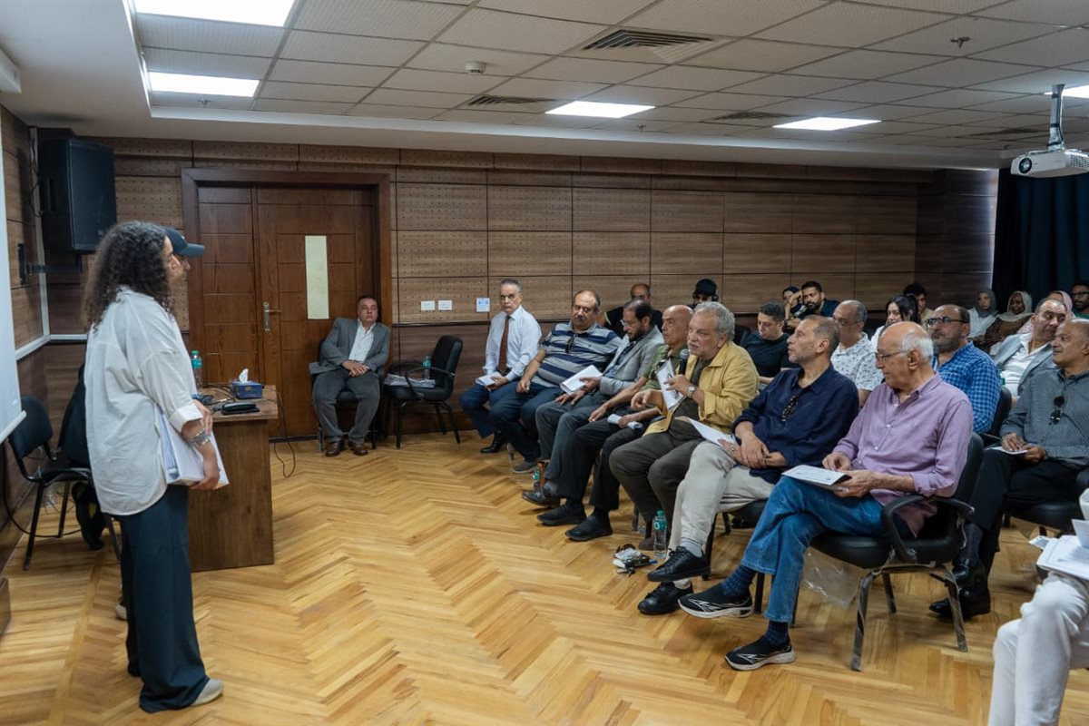 <strong>أكاديمية الفنون تستعرض مشروعات تخرج طلاب المعهد</strong>