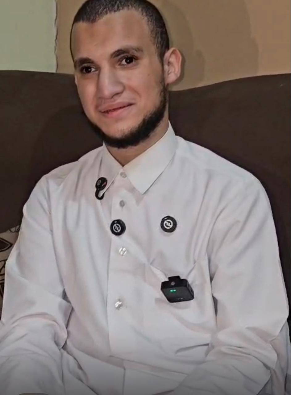 <strong>الطالب حازم</strong>