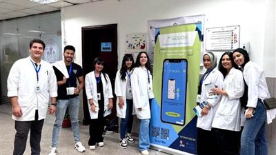 «تطبيق لكشف الأدوية المغشوشة».. مشروع تخرج طلاب إعلام الأهرام الكندية