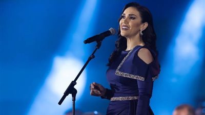 مي فاروق وإيمان عبد الغني في ليالي الفنون الخالدة