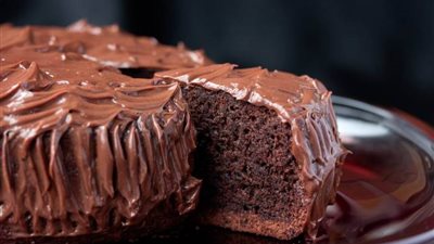 طريقة عمل كيكة الشوكولاتة اللذيذة ونصائح هامة لضمان نجاحها