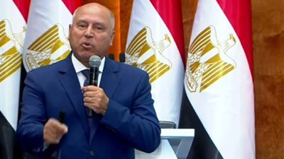 وزير النقل: 13 شركة مصرية نفذت أعمال تطوير ميناء الإسكندرية