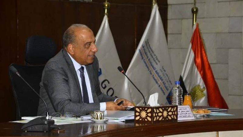 الدكتور محمود عصمت
