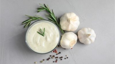 سهلة وعلى قد الإيد .. سلطة الثومية