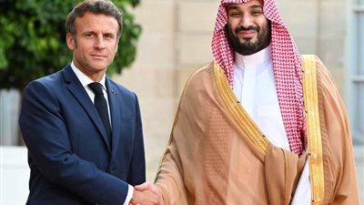 إيمانويل ماكرون يستقبل ولى العهد السعودى فى الإليزيه