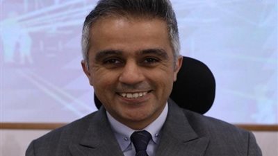 مقرر لجنة الشباب يطالب بضرورة الاهتمام بالكوادر الشبابية