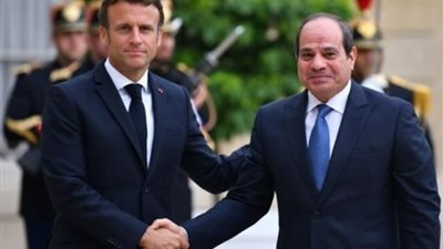 فيديو | الرئيس السيسى يصل قصر الإليزيه.. و«ماكرون» يقيم مأدبة غداء
