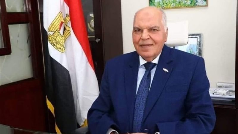 خلف الزناتي نقيب المعلمين