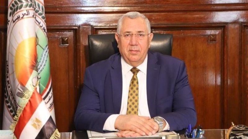 السيد القصير وزير الزراعة