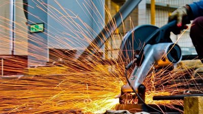 8.44% انخفاض في الرقم القياسي للصناعات التحويلية والاستخراجية إبريل 2023